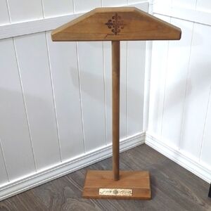 Vintage Jane Marie Elegant Wood Shirt Stand